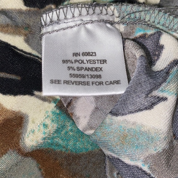 4/$10 item🤑 Isadora Green / Black Sexy Halter Dress Size: MP -perfect for cruise - Picture 8 of 8